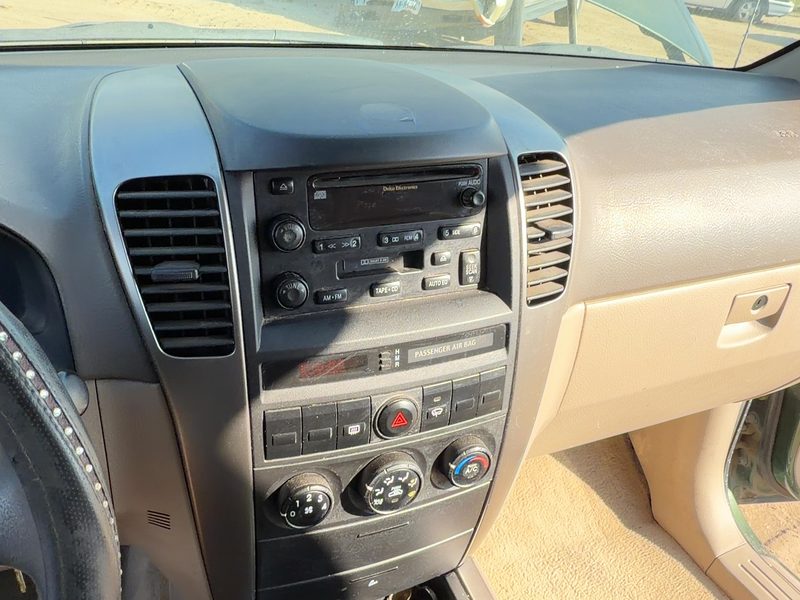 2003-2009 Kia Sorento Dash Panel