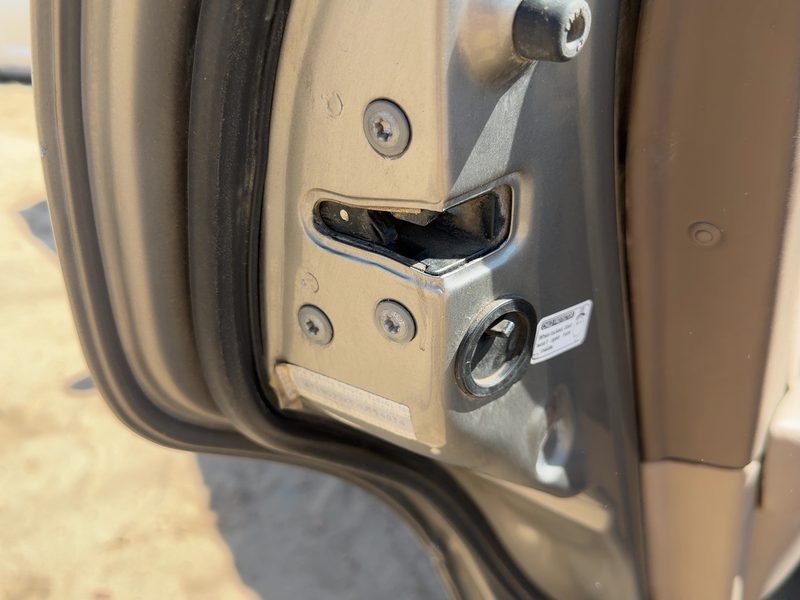 1997-2001 Toyota Camry Rear Door Latch LH