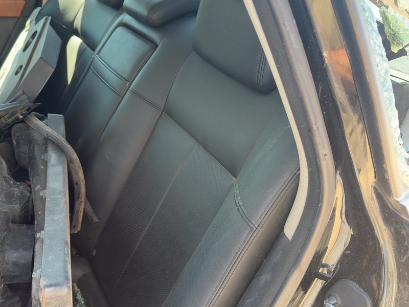 2007 Infiniti M35 Rear Seat Belt RH