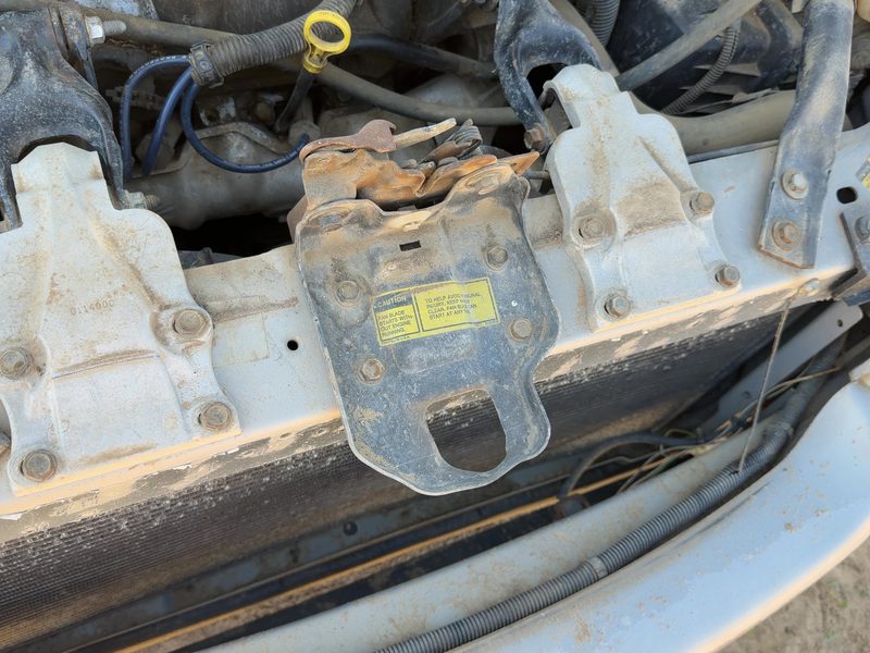 1997-2009 Chevrolet Venture Radiator Support