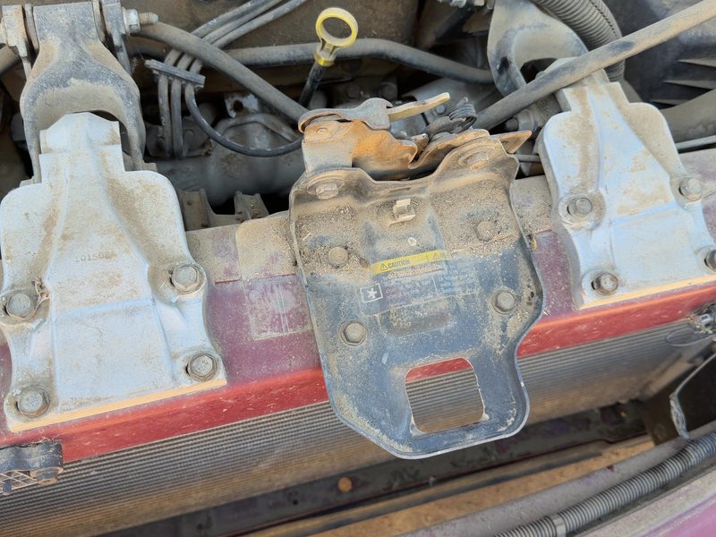 1997-2009 Chevrolet Venture Radiator Support