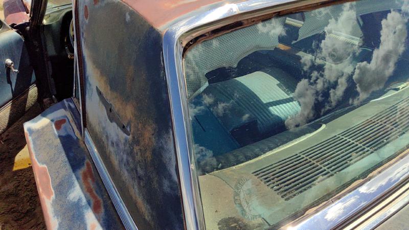 1964 Thunderbird Quarter Panel Moulding RH
