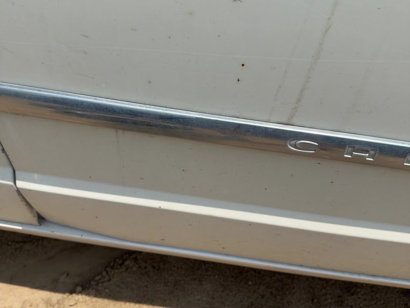 2010-2016 Chrysler Town & Country Front Door Moulding RH