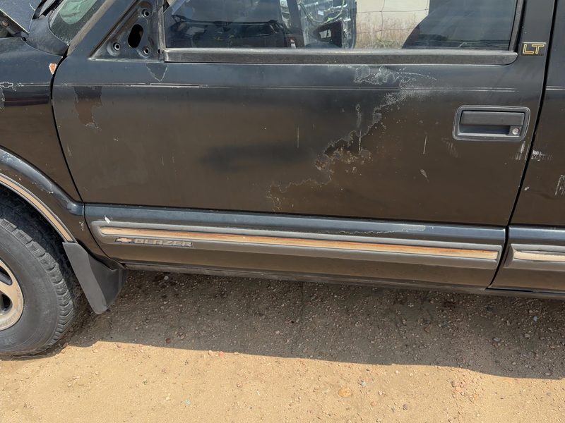 1998-2005 Blazer S10/jimmy S15 Front Door LH