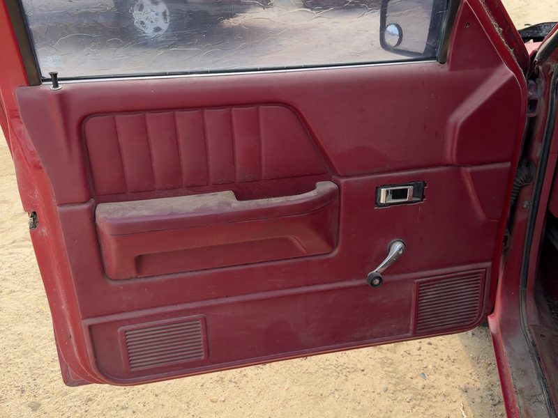 1991 Dodge Dakota (mid-size) Front Door Trim Panel LH