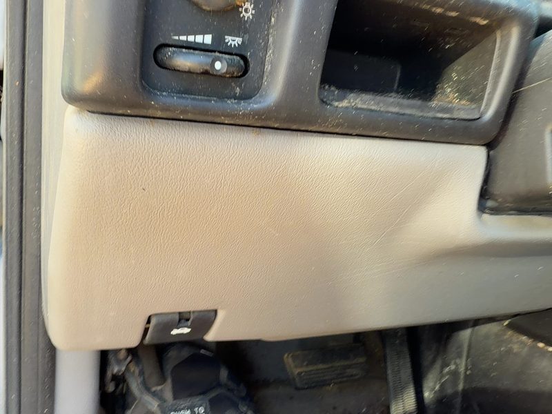 2000 Chevrolet Venture Dash Panel
