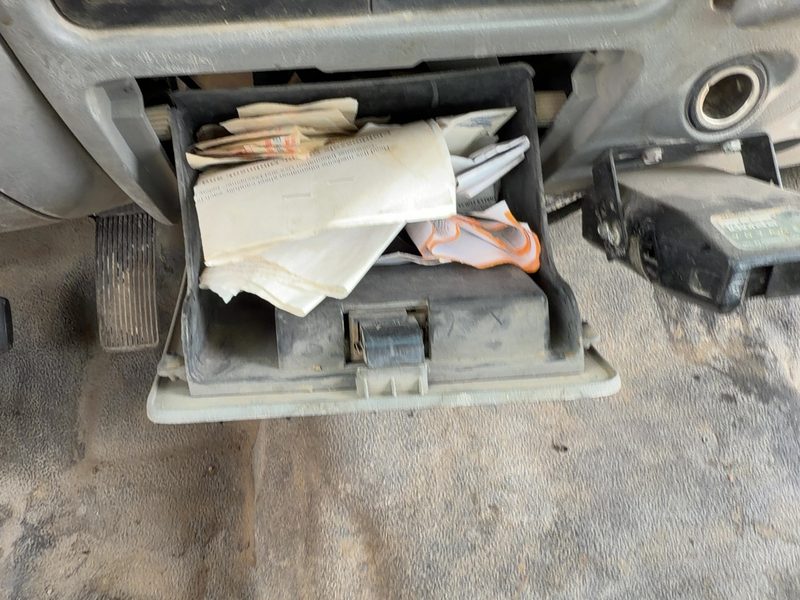 2005-2007 Ford F350 Super Duty Pickup Dash Panel