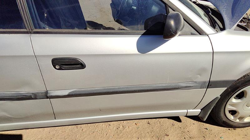 2000-2006 Subaru Legacy/ Outback Front Door RH
