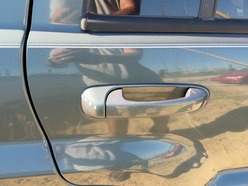 2000-2004 Jeep Grand Cherokee Outside Door Handle RH