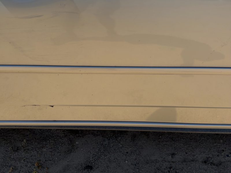 2005-2010 Pontiac G6 Front Door Moulding LH