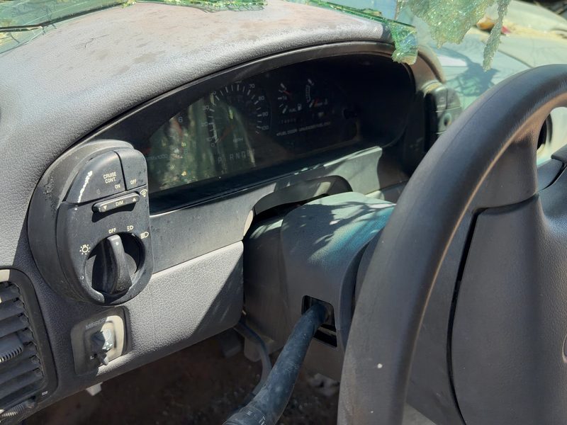 1996-1998 Mercury Villager Dash Panel
