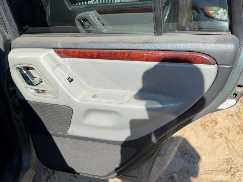 2002-2004 Jeep Grand Cherokee Rear Door Trim Panel RH