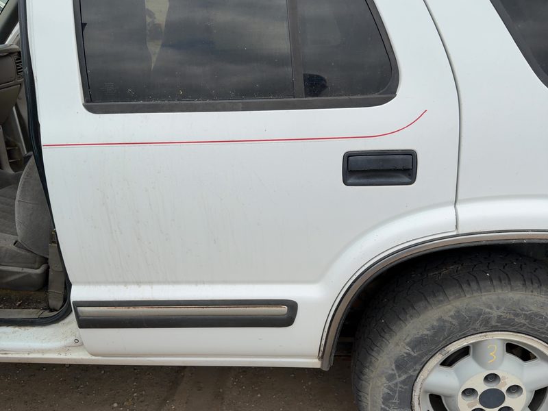 1998-2005 Blazer S10/jimmy S15 Rear Door LH