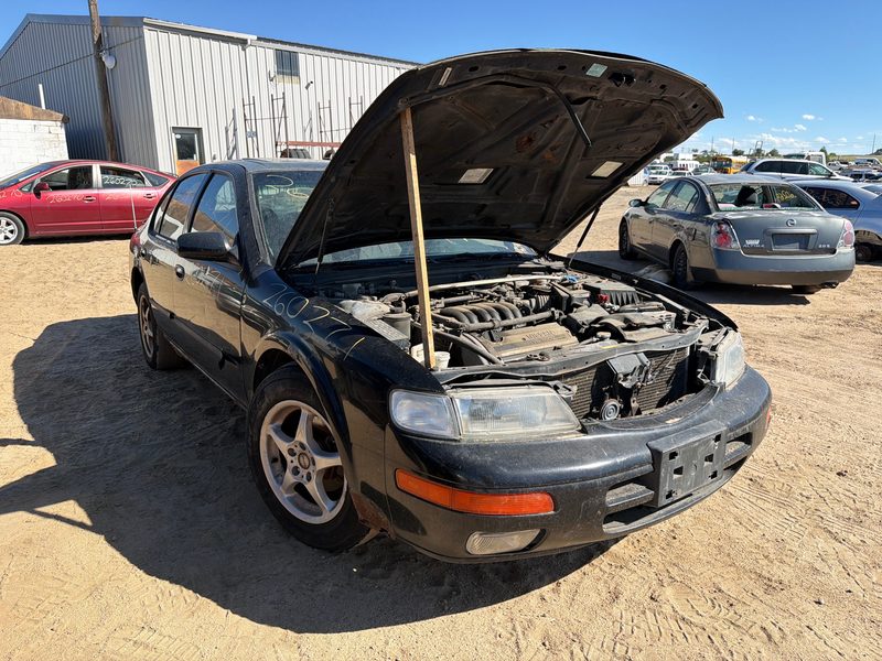 1996 Nissan Maxima Vehicle Unit Complt.