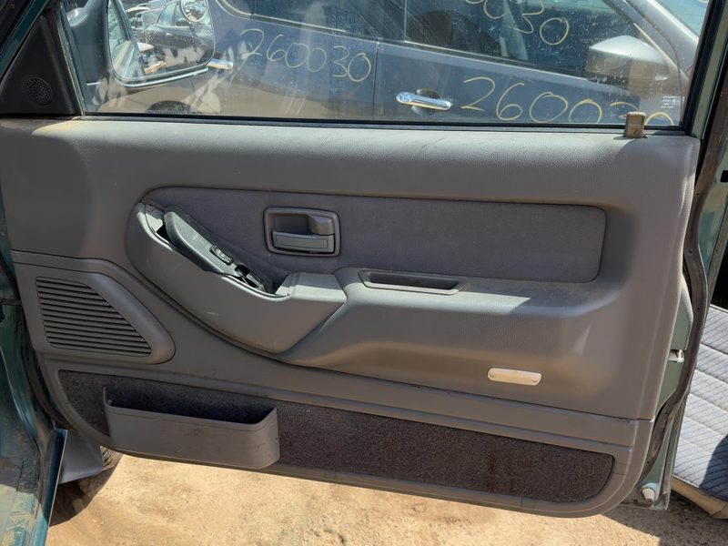 1995 Isuzu Rodeo Front Door Trim Panel RH