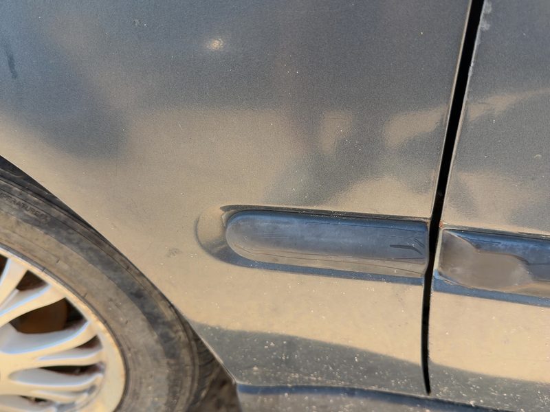 1996-2000 Honda Civic (see Also Delsol & Crx) Fender Moulding LH