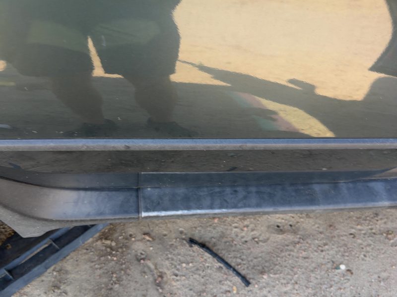 2000-2006 BMW X5 Rear Door Moulding RH