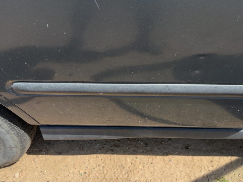 1996-2000 Honda Civic (see Also Delsol & Crx) Rear Door Moulding RH