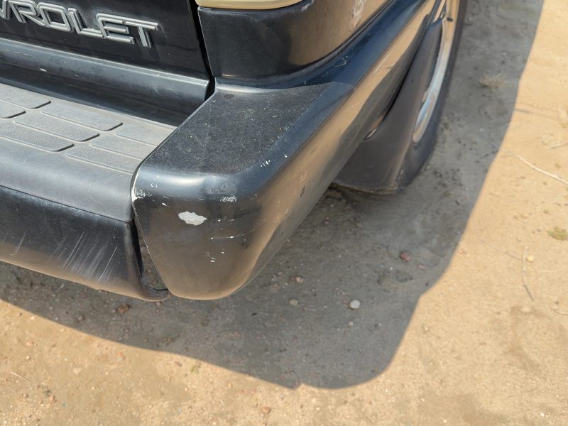 2001 Blazer S10/jimmy S15 Quarter Panel Moulding RH