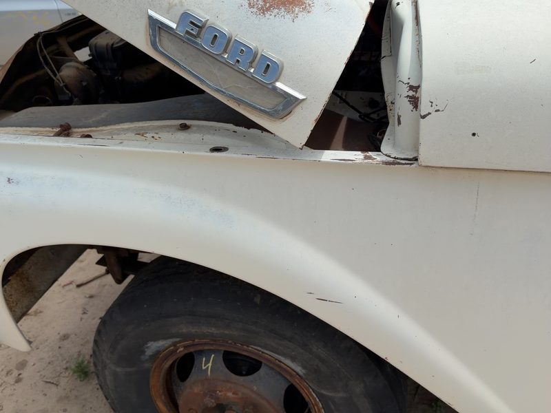 1972-2067 Ford Pickup F350 Series Fender LH
