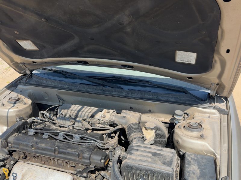 2002 Hyundai Elantra Hood Hinge RH