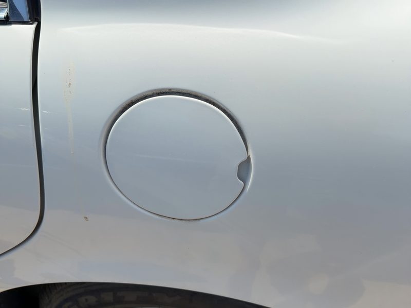 2000-2005 Buick Lesabre (80 & Up) Fuel Tank Door