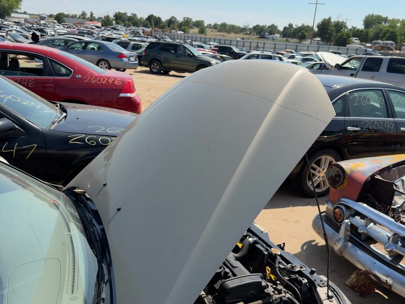 2001-2003 Hyundai Elantra Hood