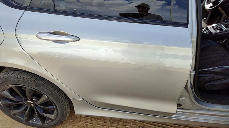 2015-2017 Chrysler 200 Rear Door RH