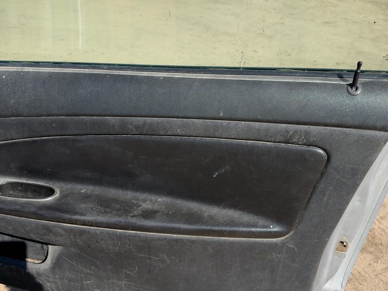 2005-2010 Chevrolet Cobalt Front Door Trim Panel RH