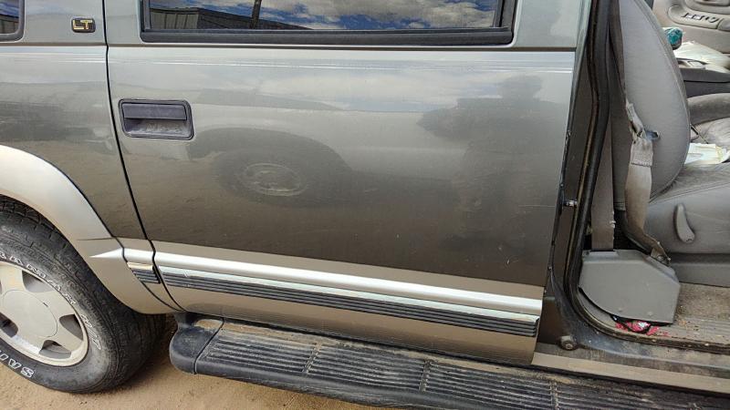 1992-2000 Chevy/gmc Suburban 1500 Series Rear Door RH