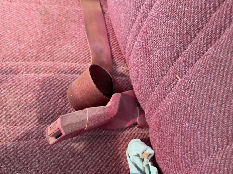 1991 Dodge Dakota (mid-size) Front Seat Belt LH
