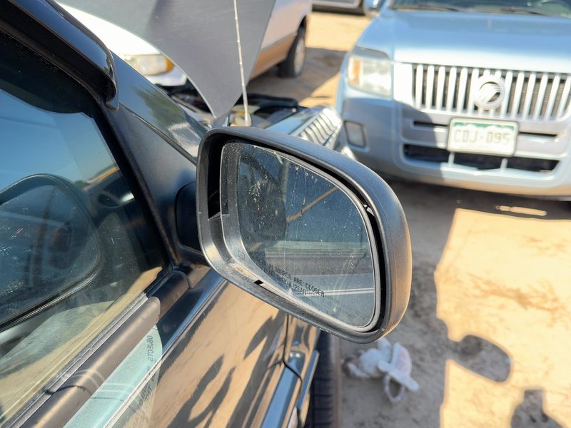 1999-2004 Jeep Grand Cherokee Door Mirror RH