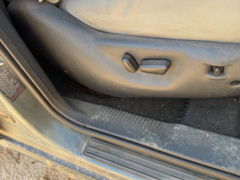2002 Jeep Grand Cherokee Seat Track RH
