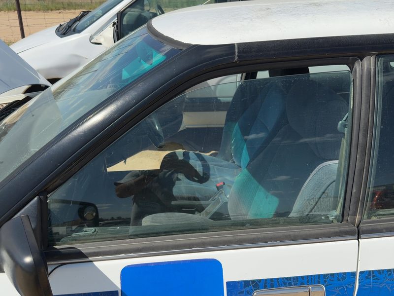1990-1994 Subaru Legacy/ Outback Front Door Glass/Window LH