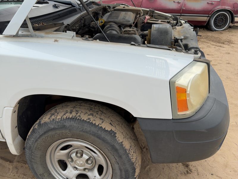 2005-2007 Dodge Dakota (mid-size) Fender RH