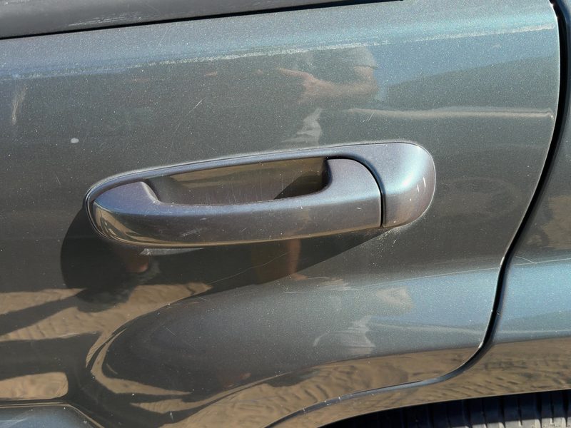 2000-2004 Jeep Grand Cherokee Outside Door Handle LH