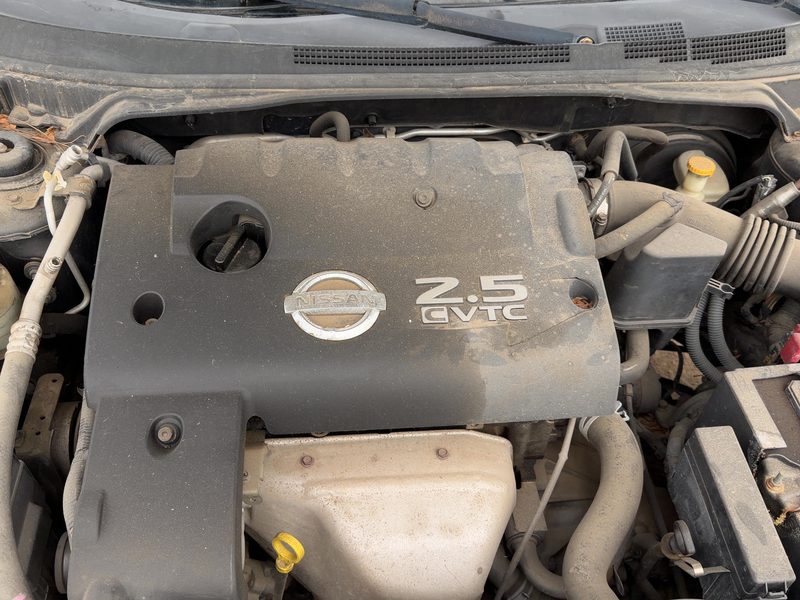2002-2006 Nissan Altima Cylinder Head