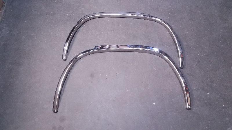 2001-2006 GMC Yukon Fender Moulding