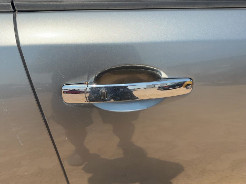 2003-2008 Infiniti FX Series Outside Door Handle RH