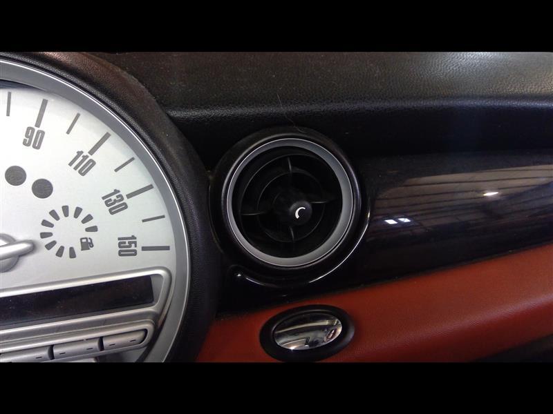2008 BMW Mini Cooper Dash Panel