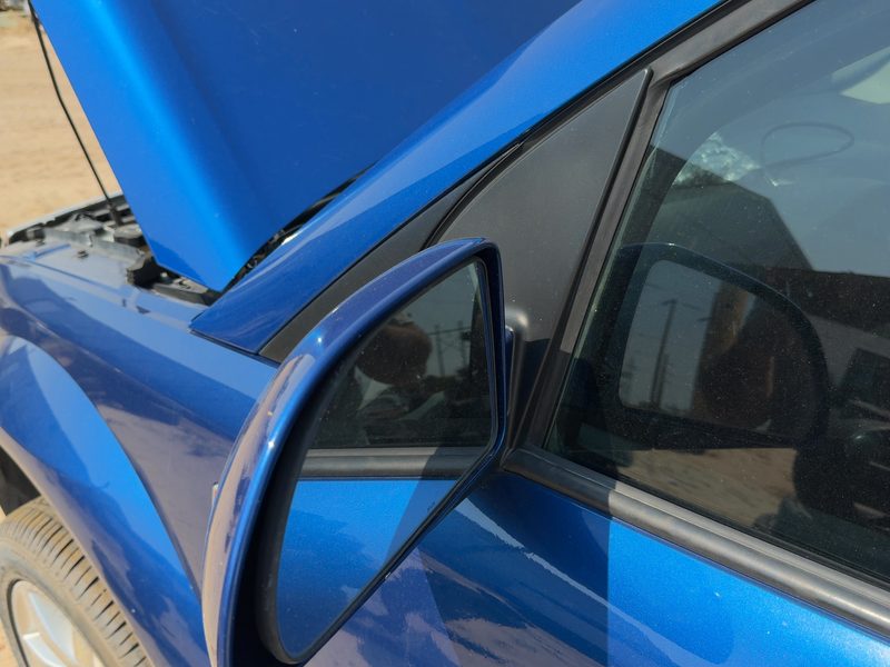 2004-2007 Saturn Vue Door Mirror LH
