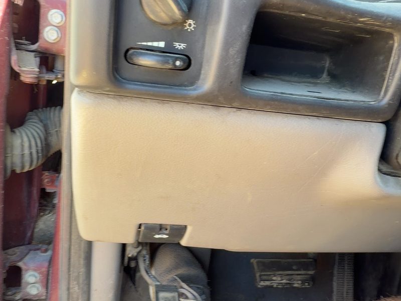 2001-2005 Chevrolet Venture Dash Panel