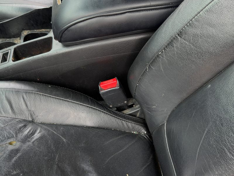 2000 Infiniti I30 Front Seat Belt LH