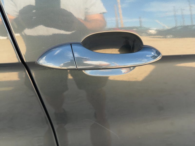 2000-2006 BMW X5 Outside Door Handle RH