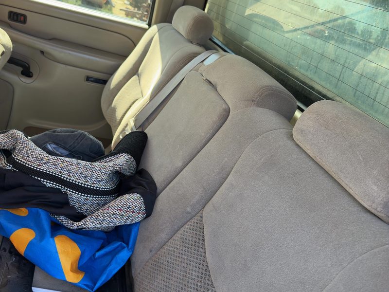 2005 Chevrolet 2500 Silverado Pickup Rear Seat Belt RH