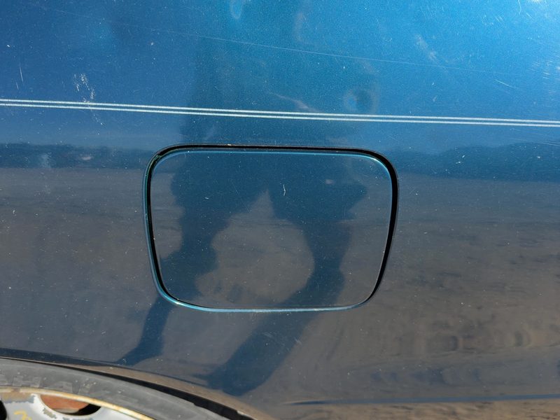 1998-2002 Toyota Corolla (also See FX 87-88) Fuel Tank Door
