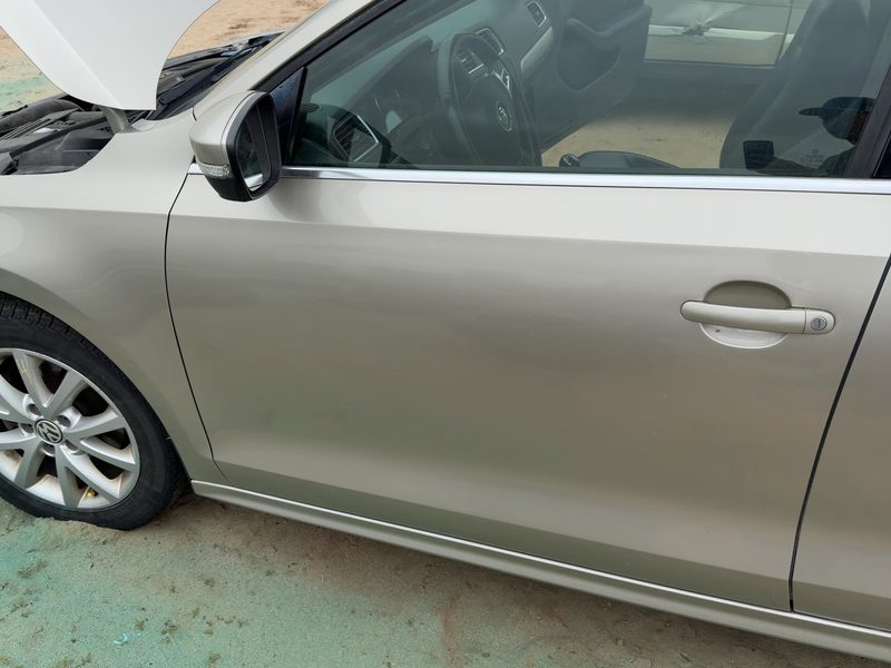 2011-2018 Jetta Except Gli Front Door LH