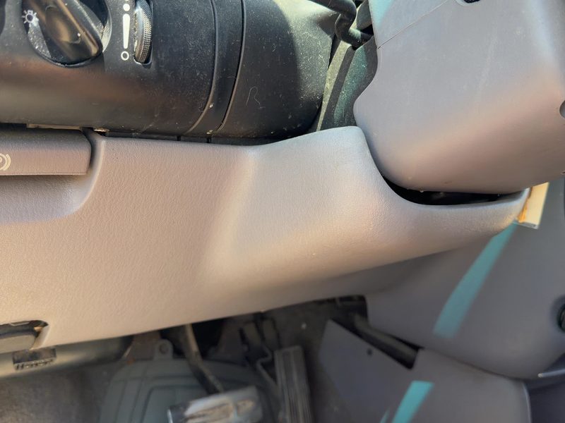 1996-2000 Chrysler Town & Country Dash Panel