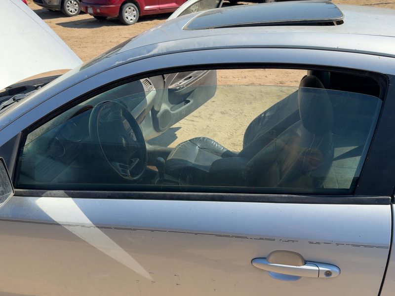 2005-2010 Chevrolet Cobalt Front Door Glass/Window LH
