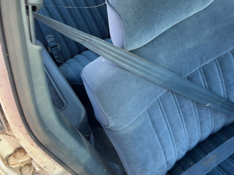 1993 Oldsmobile Eighty-eight (80 & Up) Front Seat Belt RH